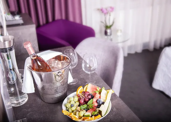 ريزيدنس نيكولاي فندق