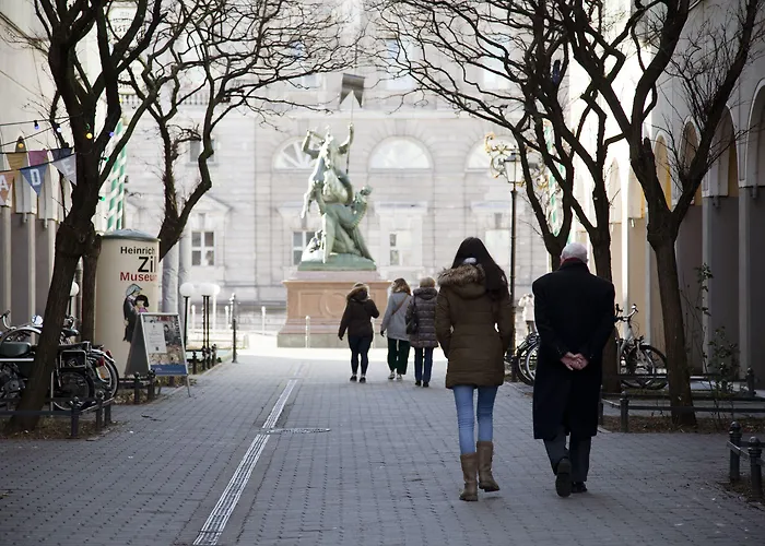 ريزيدنس نيكولاي فندق