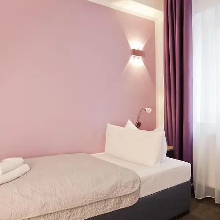 Hotell Nikolai 3*